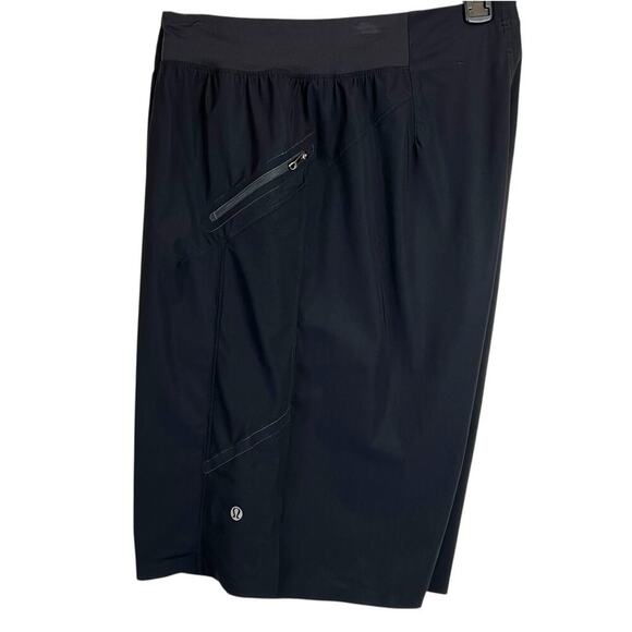 Lululemon Long Workout Gym Shorts in Black Men's Large - Picture 1 of 14